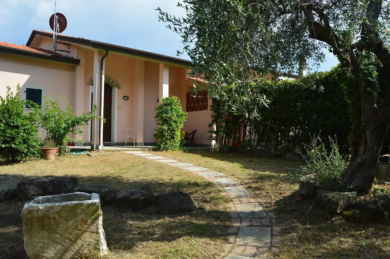 Appartamento Casa Sarticola Castelnuovo Magra Italia